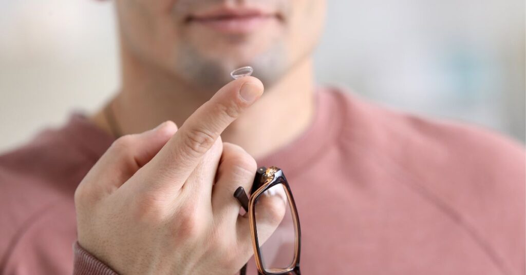 A második szemüveg a kontaktlencse viselőknek is nélkülözhetetlen